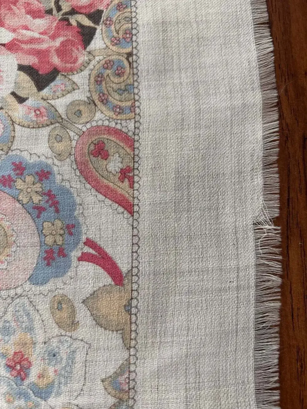 Vintage Club 7 Echo Paisley Floral Print Square Scarf, approx. 36”